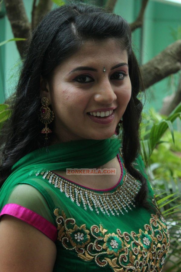 Actress Nimisha Suresh Stills 2052 - actress-nimisha-suresh-stills-2052
