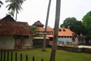 Padmanabhapuram palace backyard 7