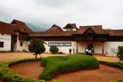 Padmanabhapuram palace entrance 2