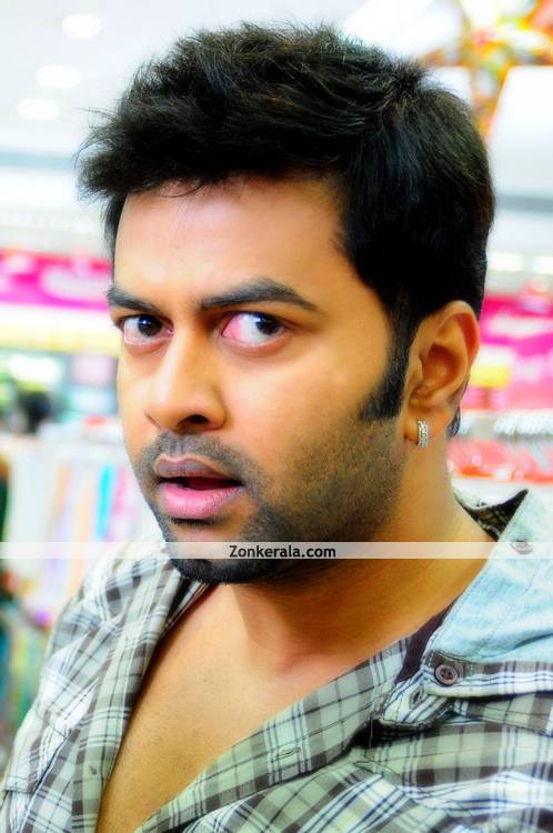 Indrajith Pics2