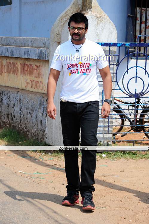 Actor Jayasurya Image7