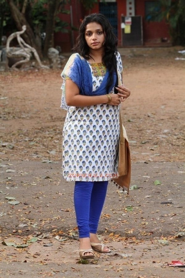 Malayalam Actress Aan Augustine Photos 7505