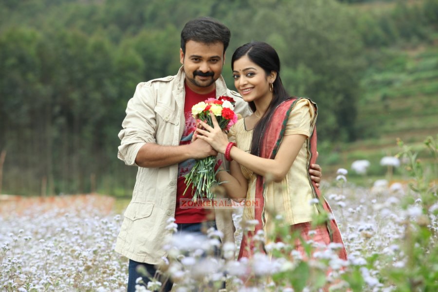 3 Dots Song Stills 5528