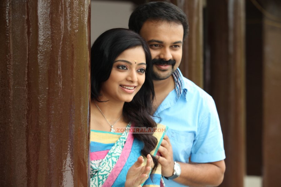 Janani Iyer Kunchacko Boban 3 Dots Pic 209