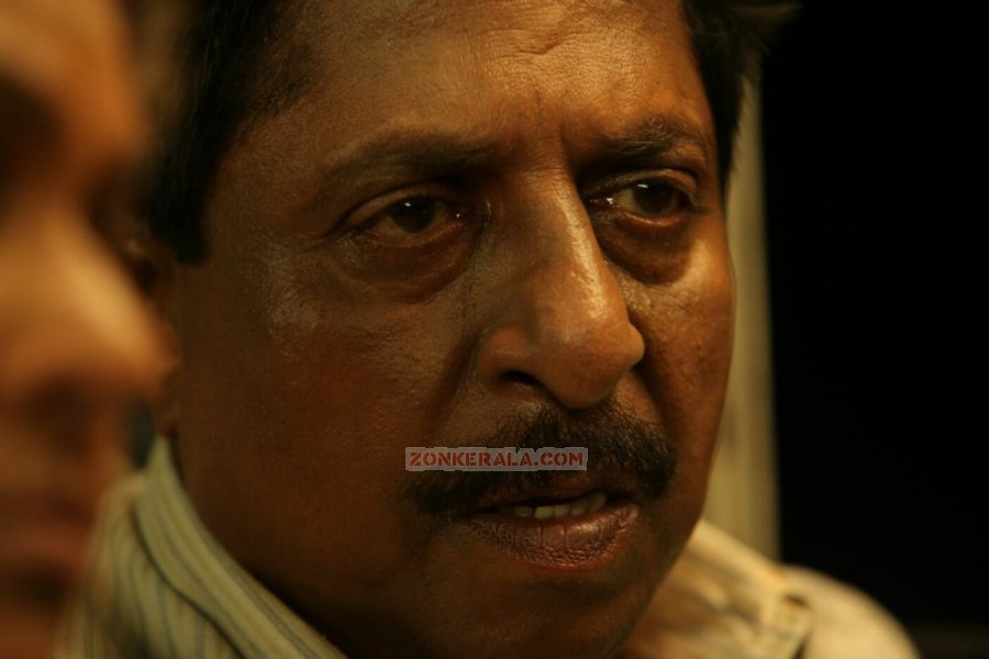 Sreenivasan In Movie Chapters 258