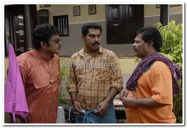 Duplicate Movie Still 9