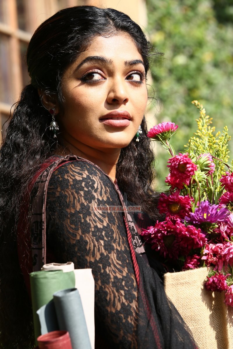 Rima Kallingal 7 Sundara Rathrikal 766