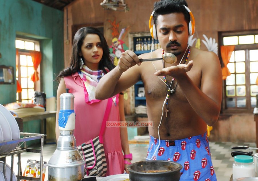 Bhavana Asif Ali In Movie Honey Bee 692