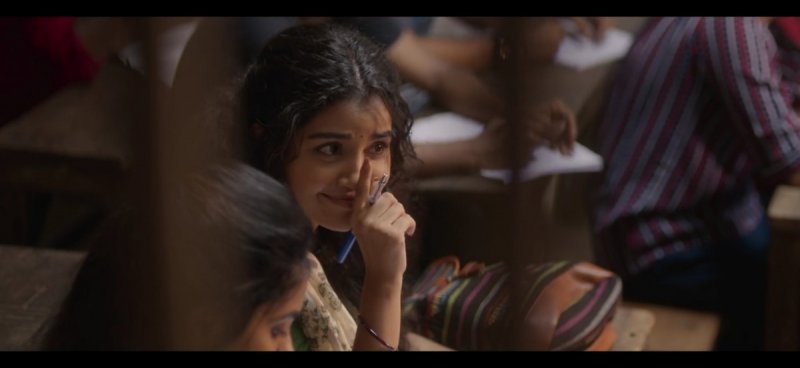 Anupama Parameswaran Maniyarayile Ashokan Photo 828