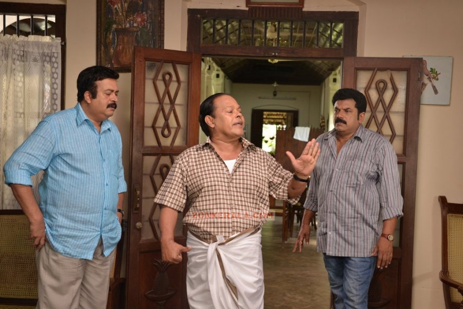 Movie Mannar Mathai Speaking 2 Stills 1350