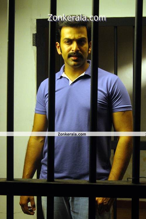 Prithviraj In Manushya Mrugam 2