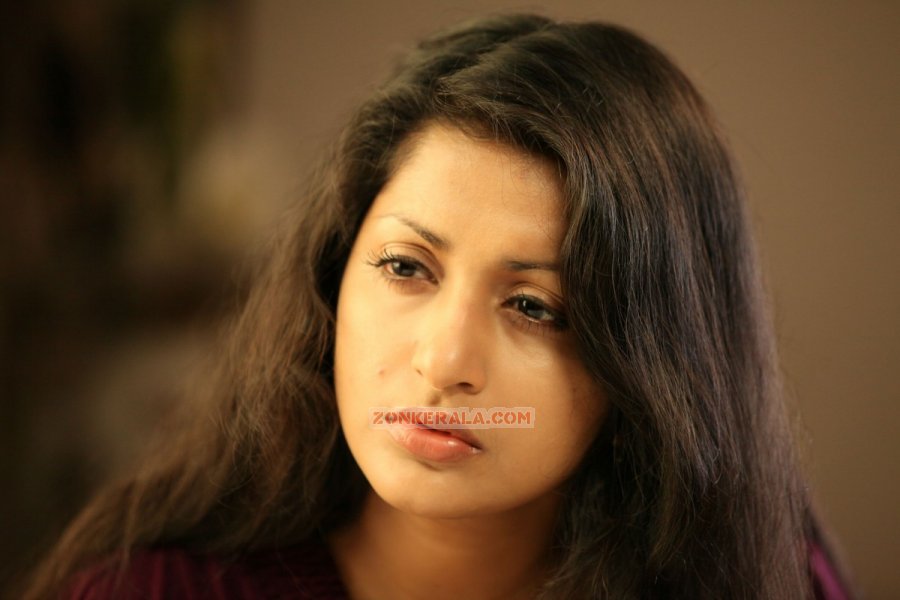 Meera Jasmine In Miss Lekha Tharoor Kaanunnathu 46 227