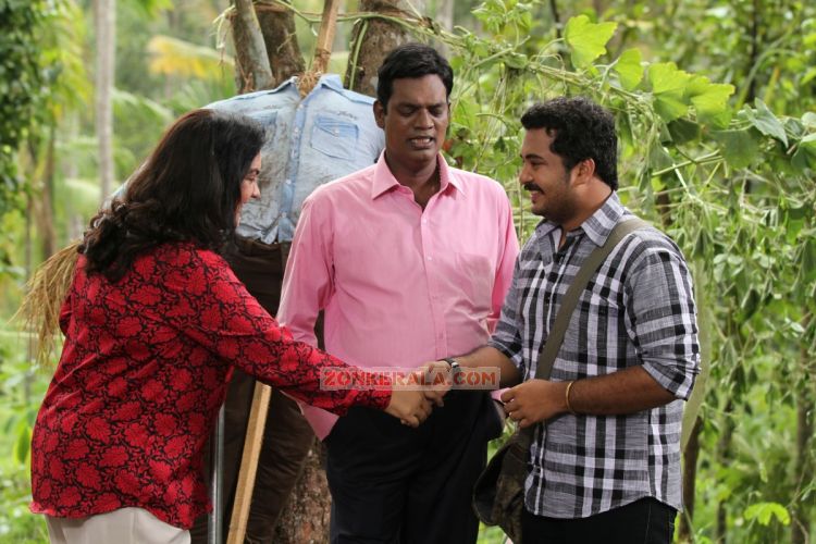 Urvashi Salim Kumar Vinu Mohan 967