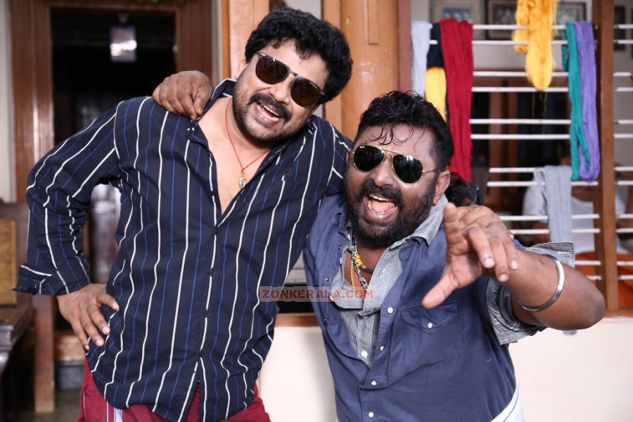 Dileep And Lal In Sringaravelan 61