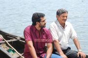 Kailash And Jagathy Sreekumar In The Reporter 985