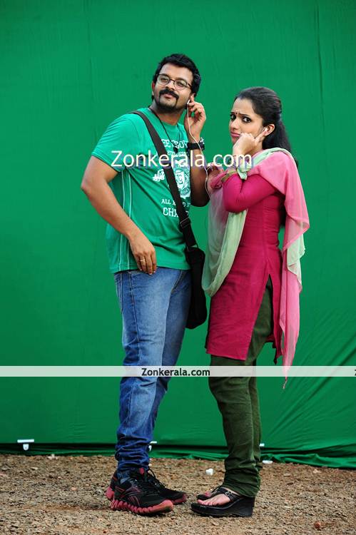 Jayasurya And Aan Augustine In Vadhyar 3