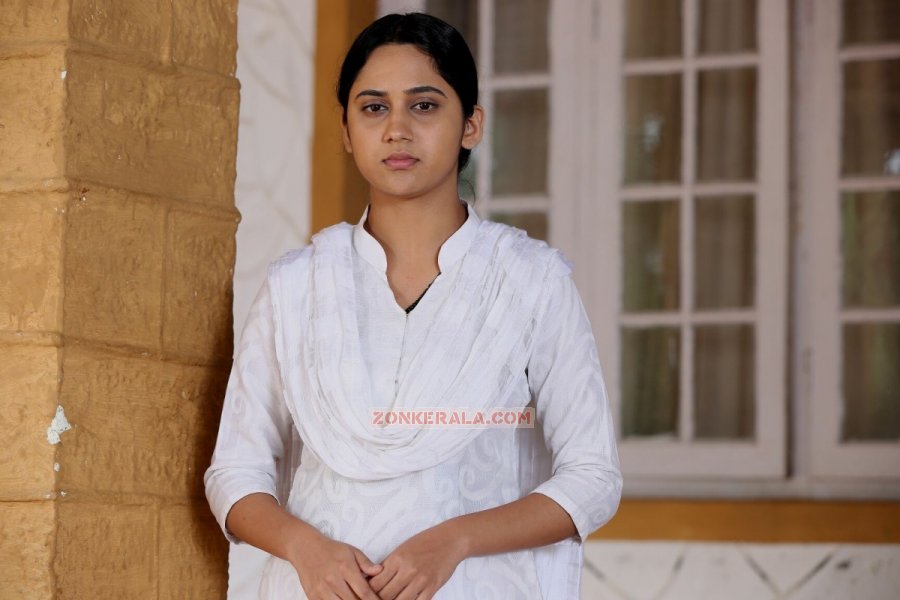 Actress Mia In Movie Visudhan 476