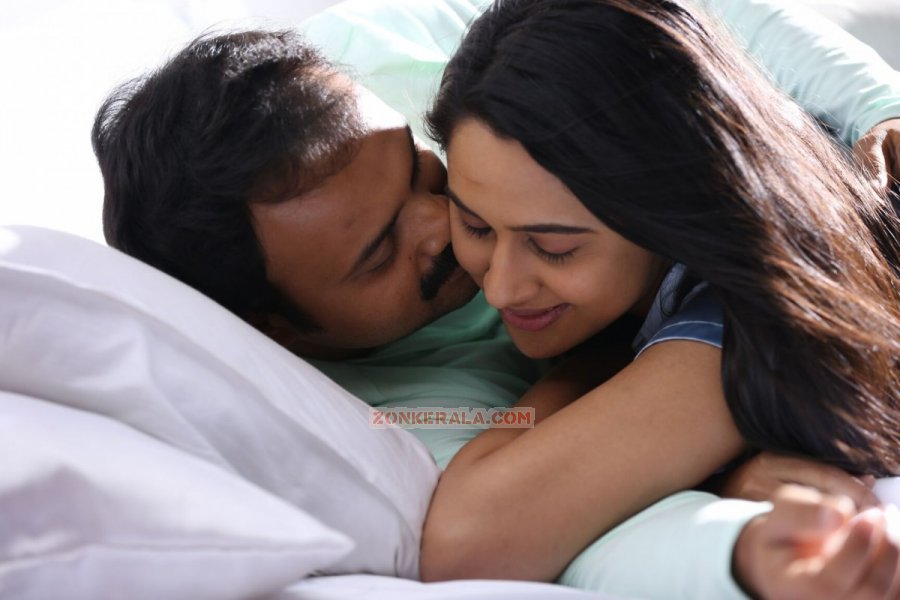 Kunchacko Boban Mia In Visudhan Movie 602