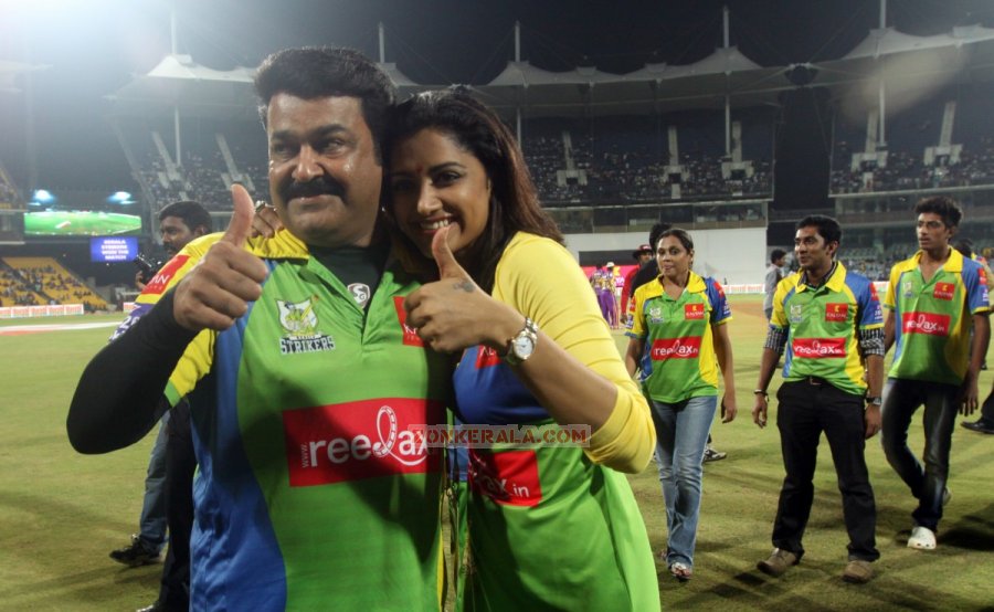 Mohanlal And Mamta Mohandas 511