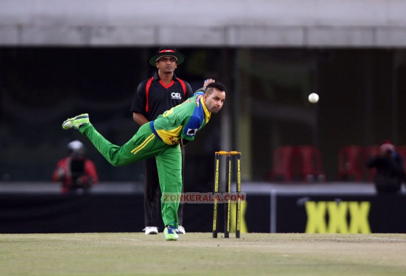 Photo Event Ccl 5 Kerala Strikers Vs Mumbai Heroes Match 9445