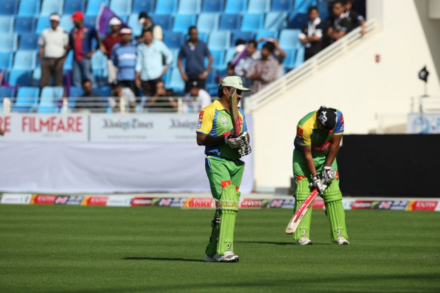 Kerala Strikers Vs Bengal Tigers Photos 8925