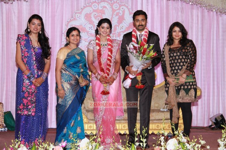 Prasanna Sneha Reception Stills 3114