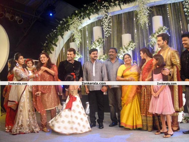 Manju Warrier Indrajith Dileep Kpac Lalitha Malayalam Movie Event Prithviraj Wedding Reception