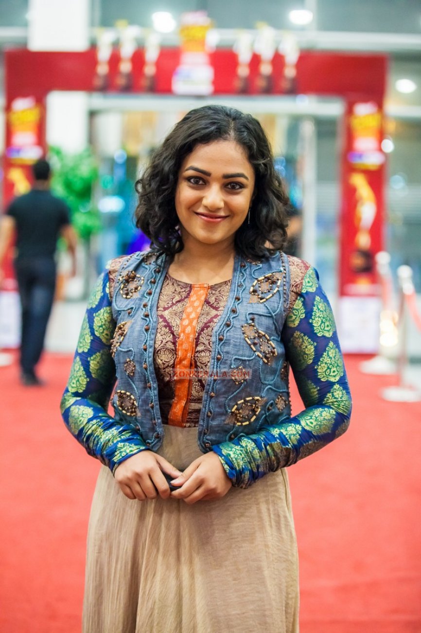 Actress Nithya Menon At Siima 2013 879